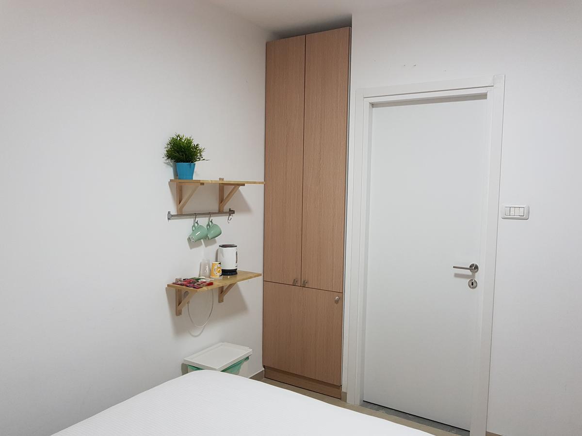 Airport Guest House - One-Way Free Shuttle Or Yehuda Экстерьер фото